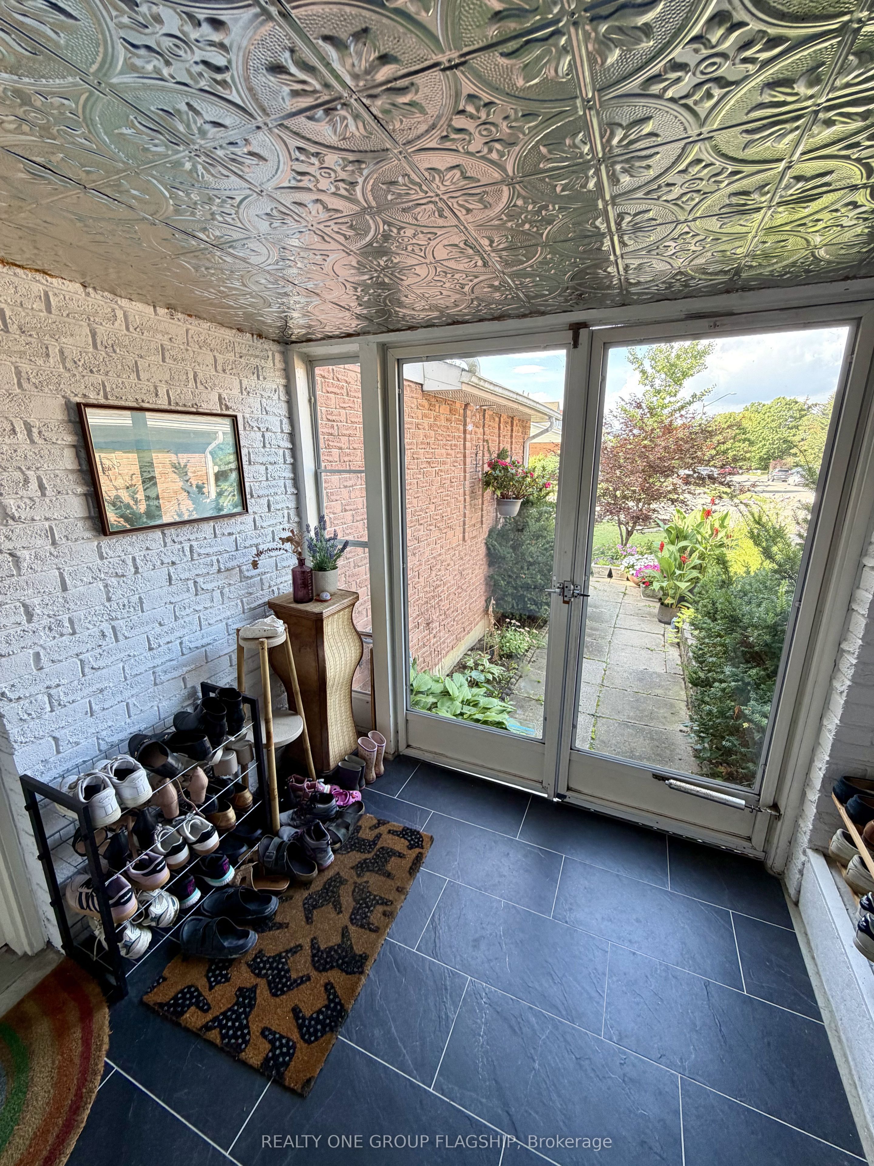 73 Durie Lane