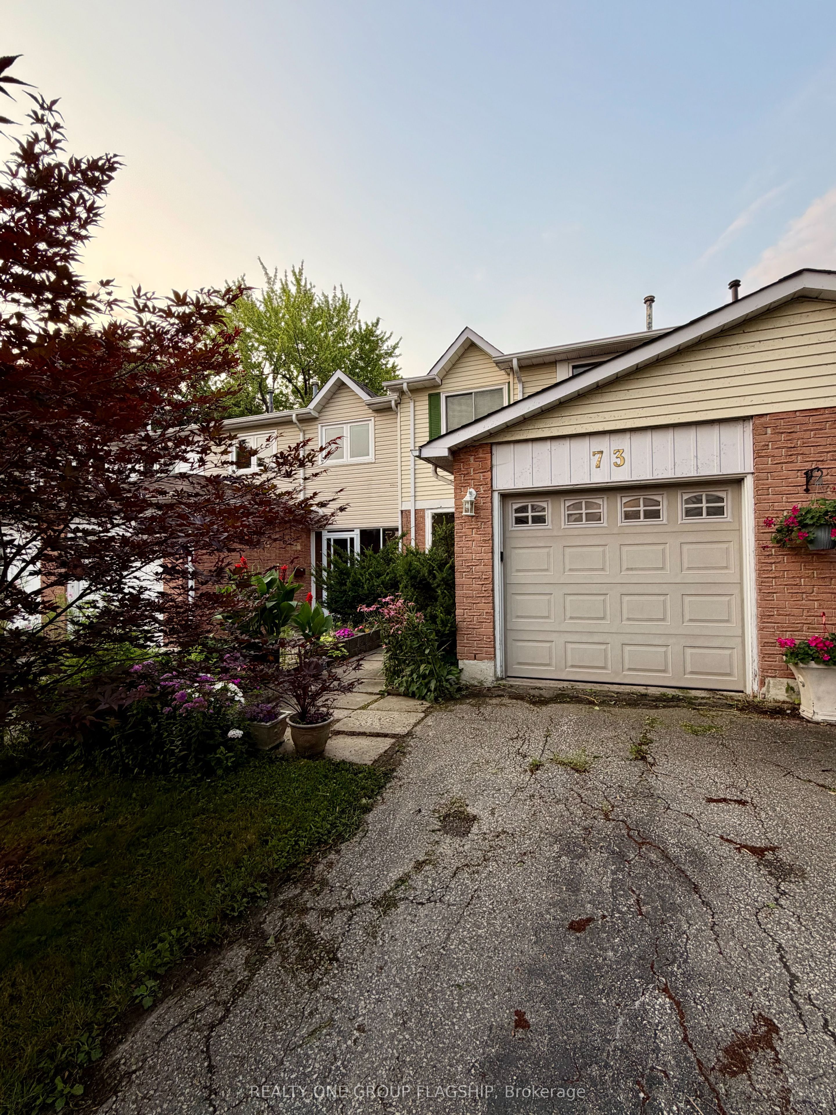 73 Durie Lane