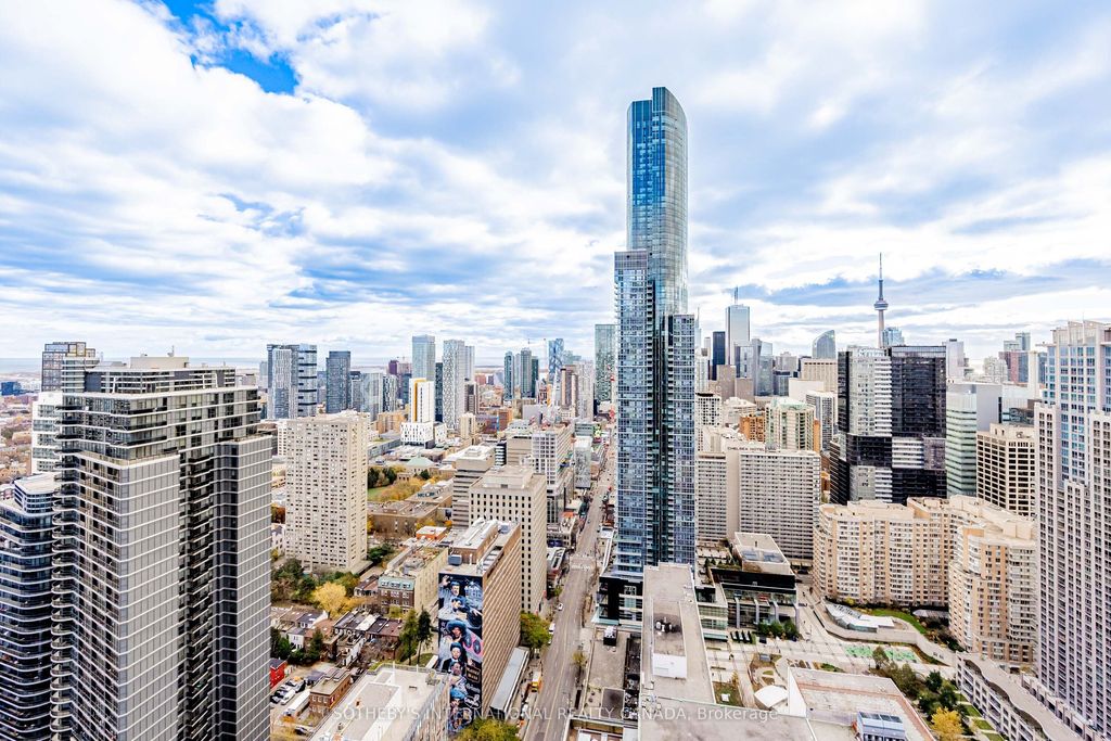 Photo of 7 Grenville Street #4511, Toronto, ON M4Y 0E9 (MLS # C13054828)