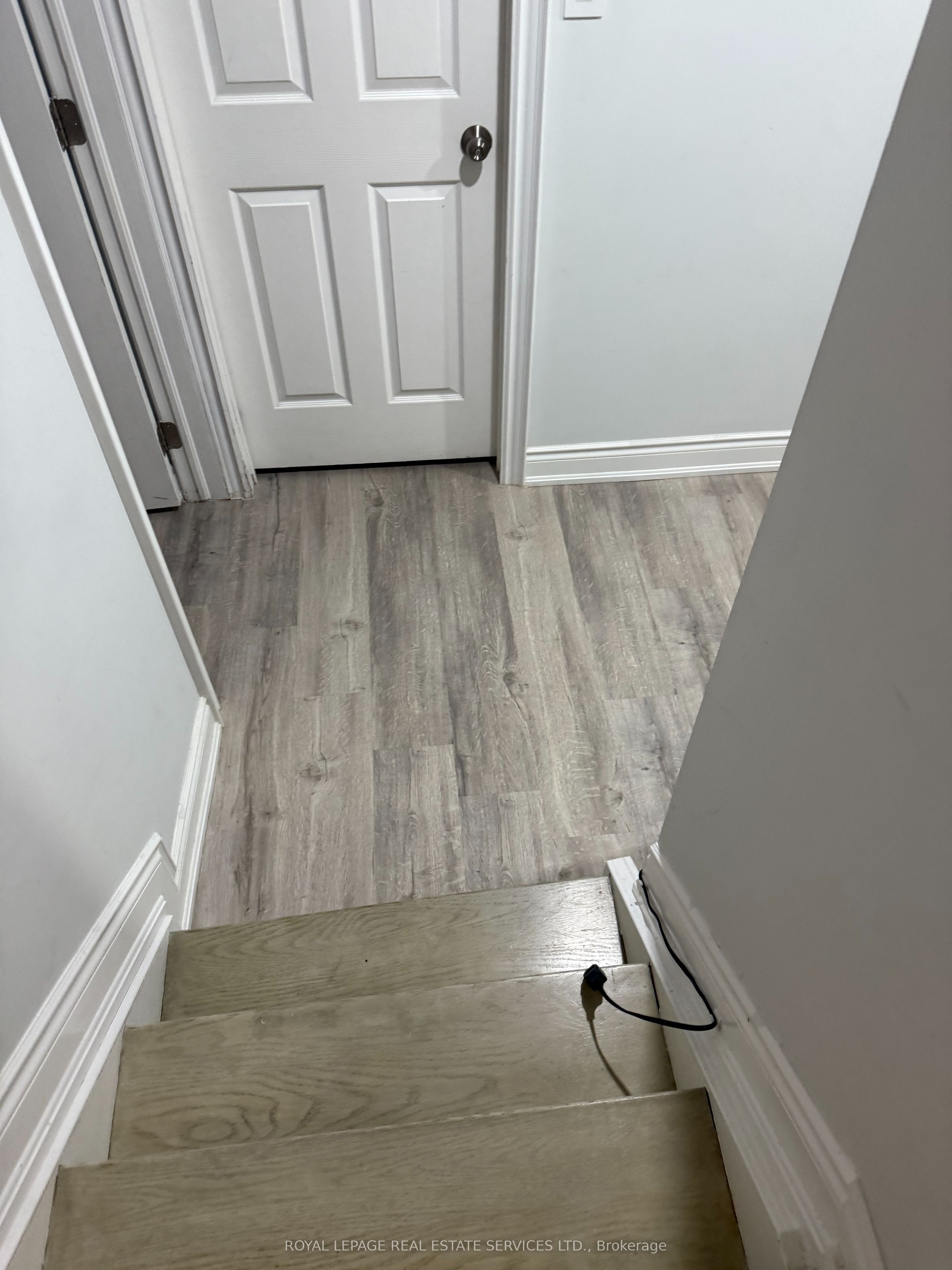 858 Khan Crescent Bsmt