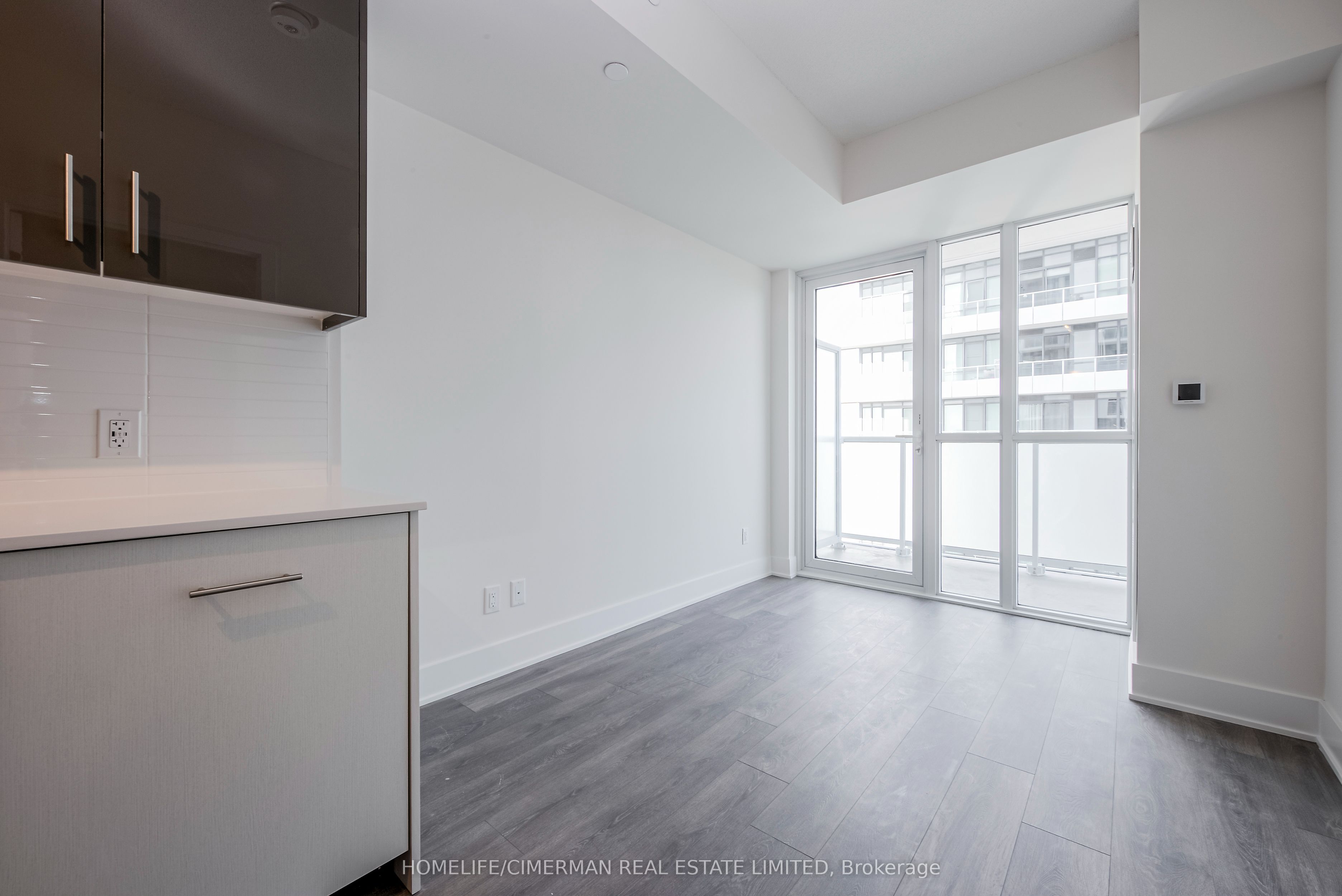188 Fairview Mall Drive 1816