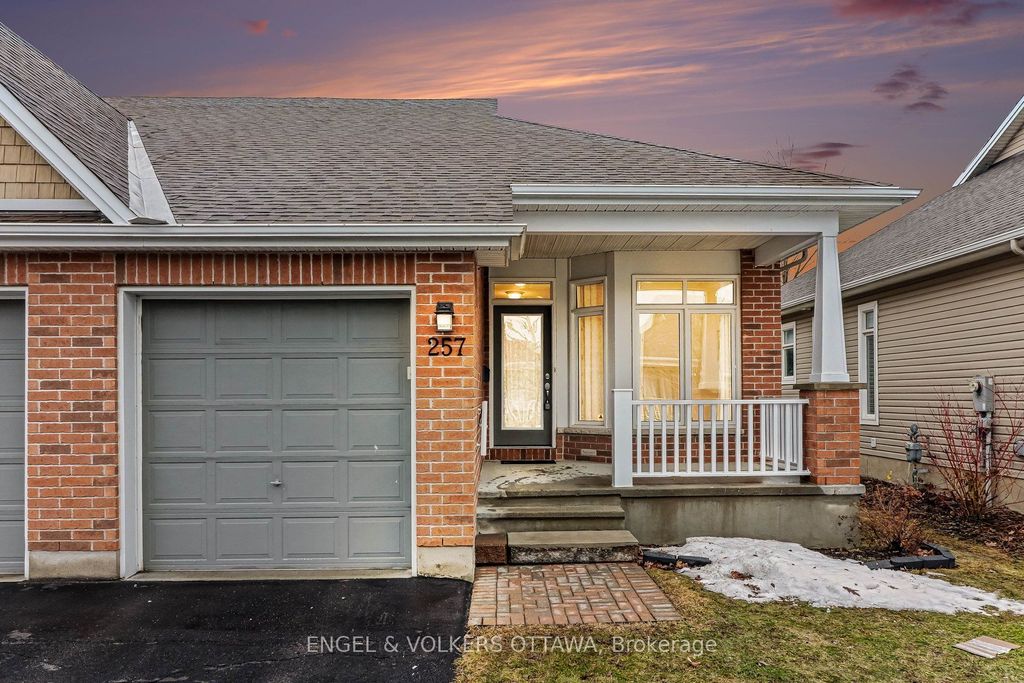 Photo of 257 Bulrush Crescent, Blossom Park - Airport and Area, ON K1T 0E5 (MLS # X12953560)