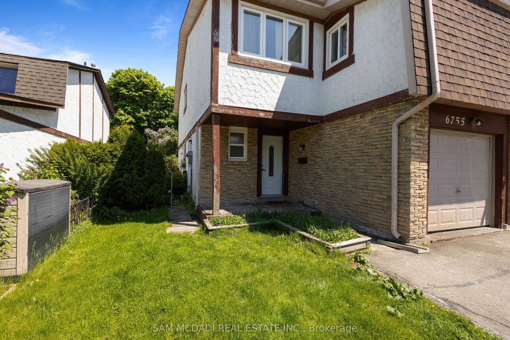 Photo of 6755 Segovia Road, Mississauga, ON L5N 1P1 (MLS # W12704624)