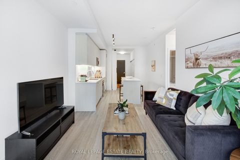 286 Main Street 808 Toronto ON M4C 4X5