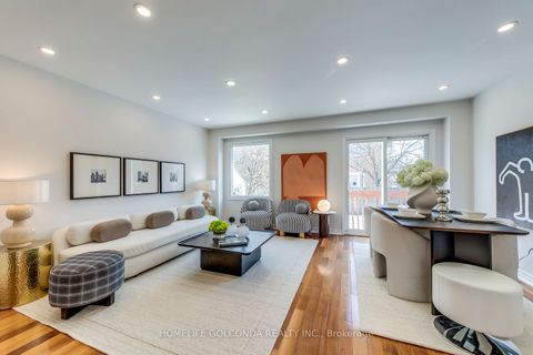 439 Bluesky Crescent Mississauga ON L5R 2R9