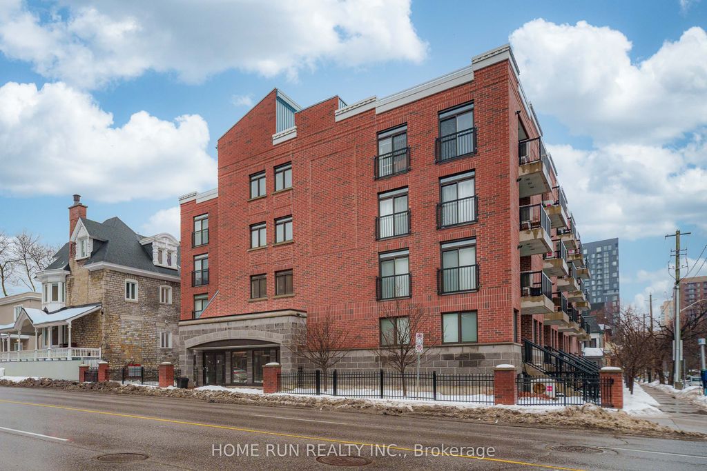 Photo of 458A KING EDWARD Avenue, Lower Town - Sandy Hill, ON K1N 0B3 (MLS # X12689904)