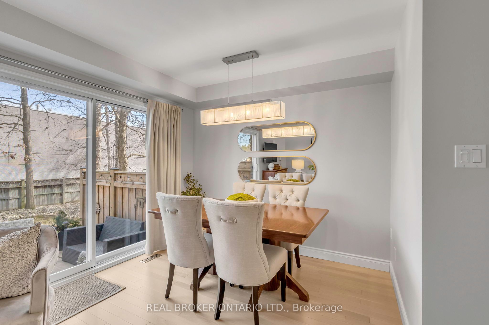 2015 Cleaver Avenue 26