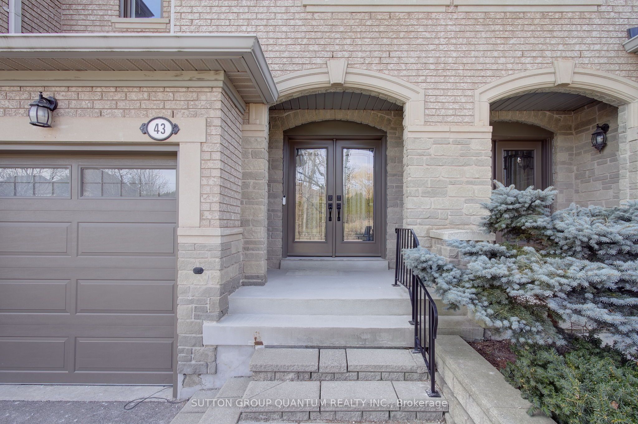2250 ROCKINGHAM Drive 43