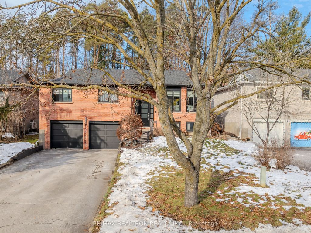 Photo of 26 Beckett Avenue, East Gwillimbury, ON L9N 1E8 (MLS # N12650452)
