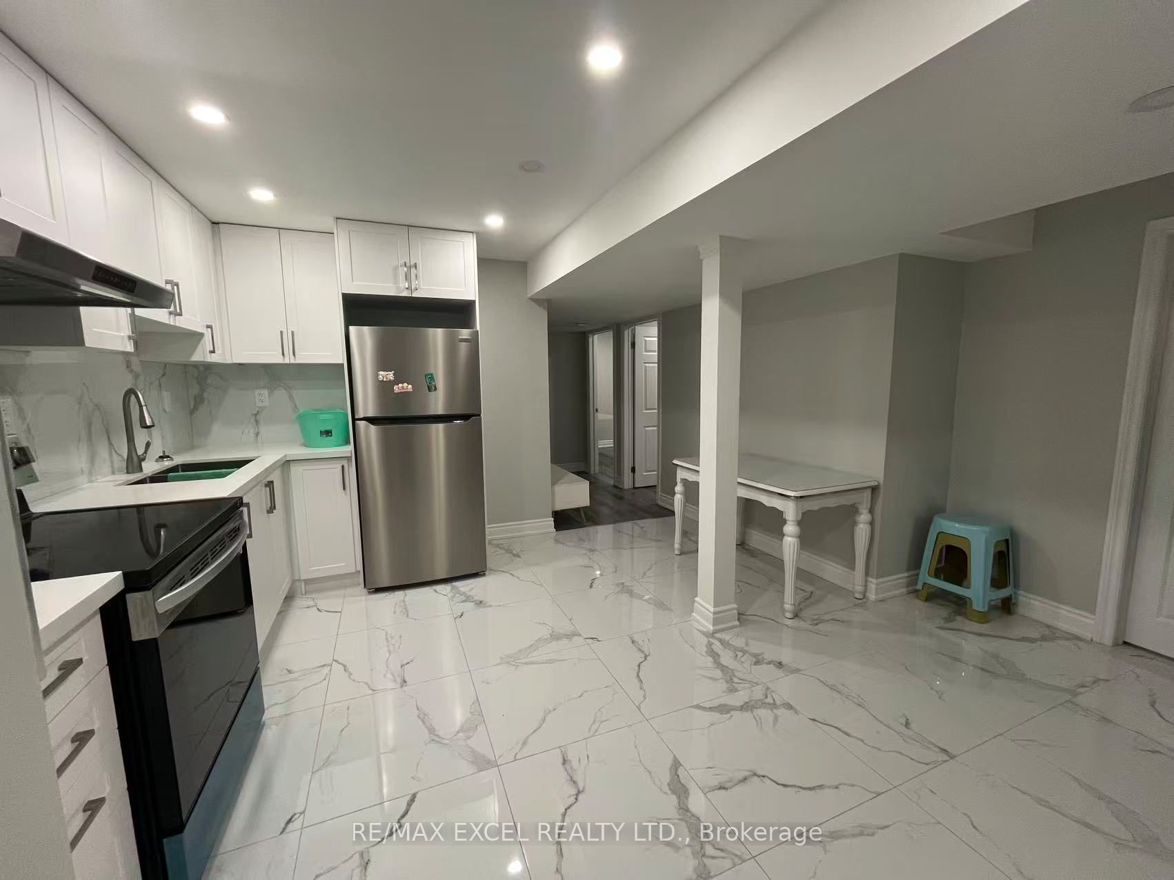 68 Peshawar Avenue Bsmt