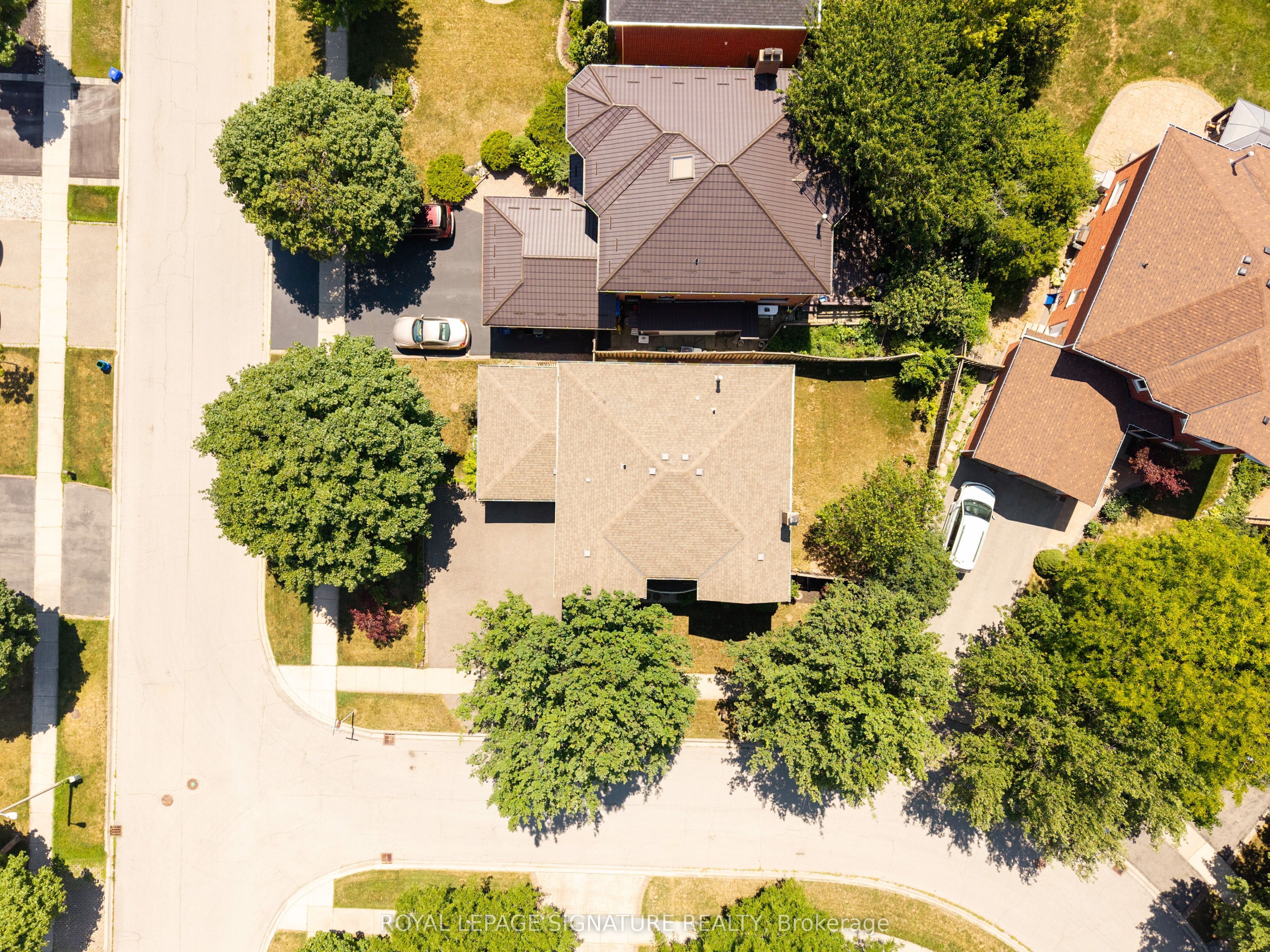 2921 Caradoc Lane