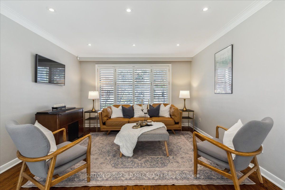 2A Elton Crescent