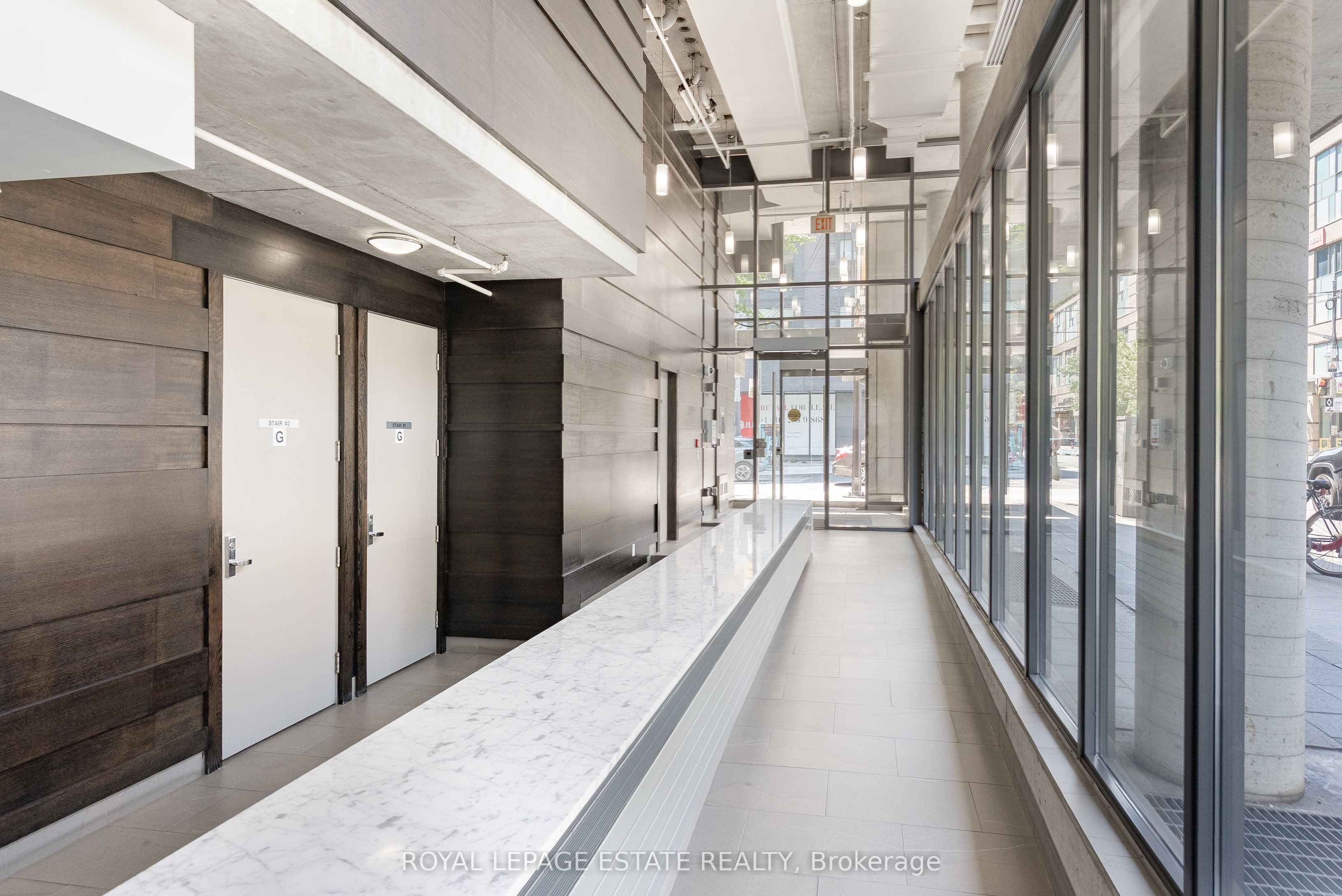 533 Richmond Street W 304