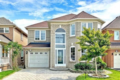 25 Tower Bridge Crescent S Markham ON L6C 2M8