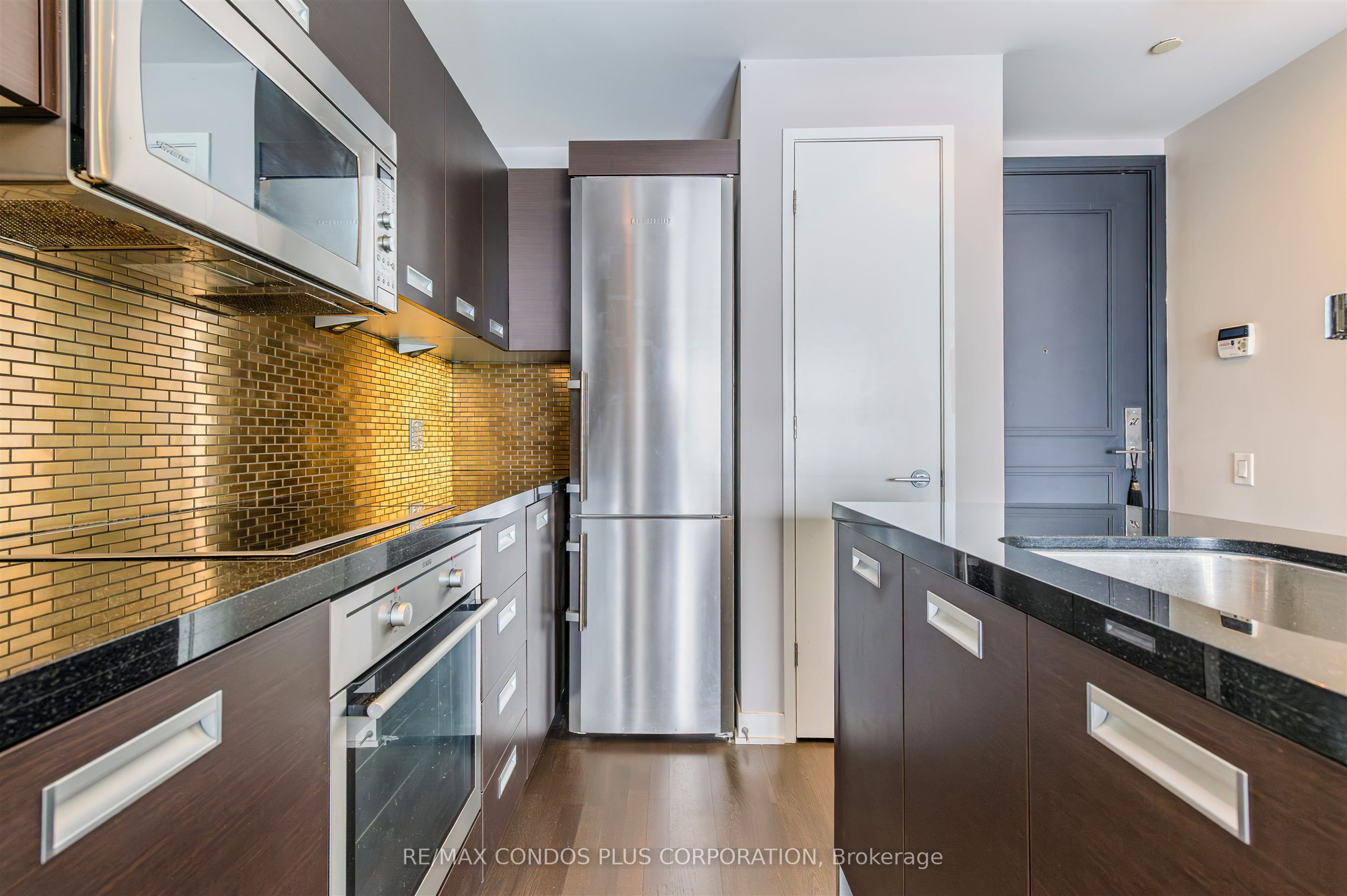 88 Park Lawn Road 2502