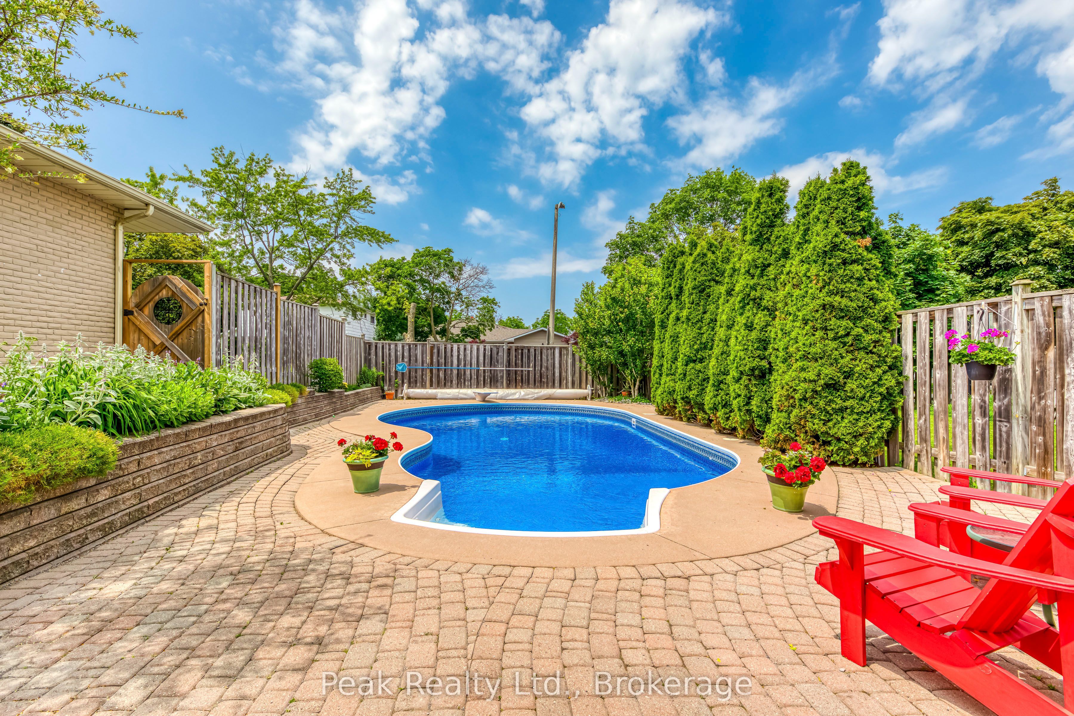 2235 Waycross Crescent