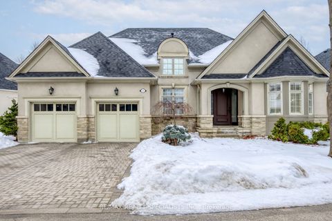 717 Hidden Grove Lane Mississauga ON L5H 4L2