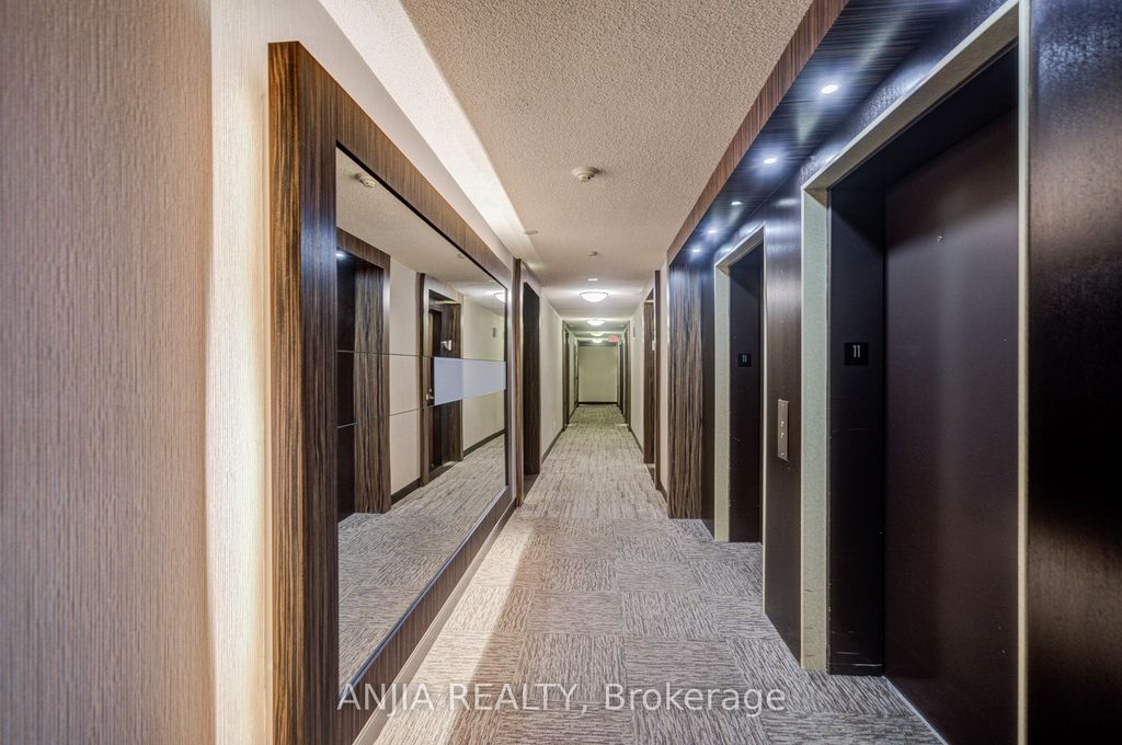 Photo of 273 South Park Road #1112, Markham, ON L3T 0B5 (MLS # N12956618)