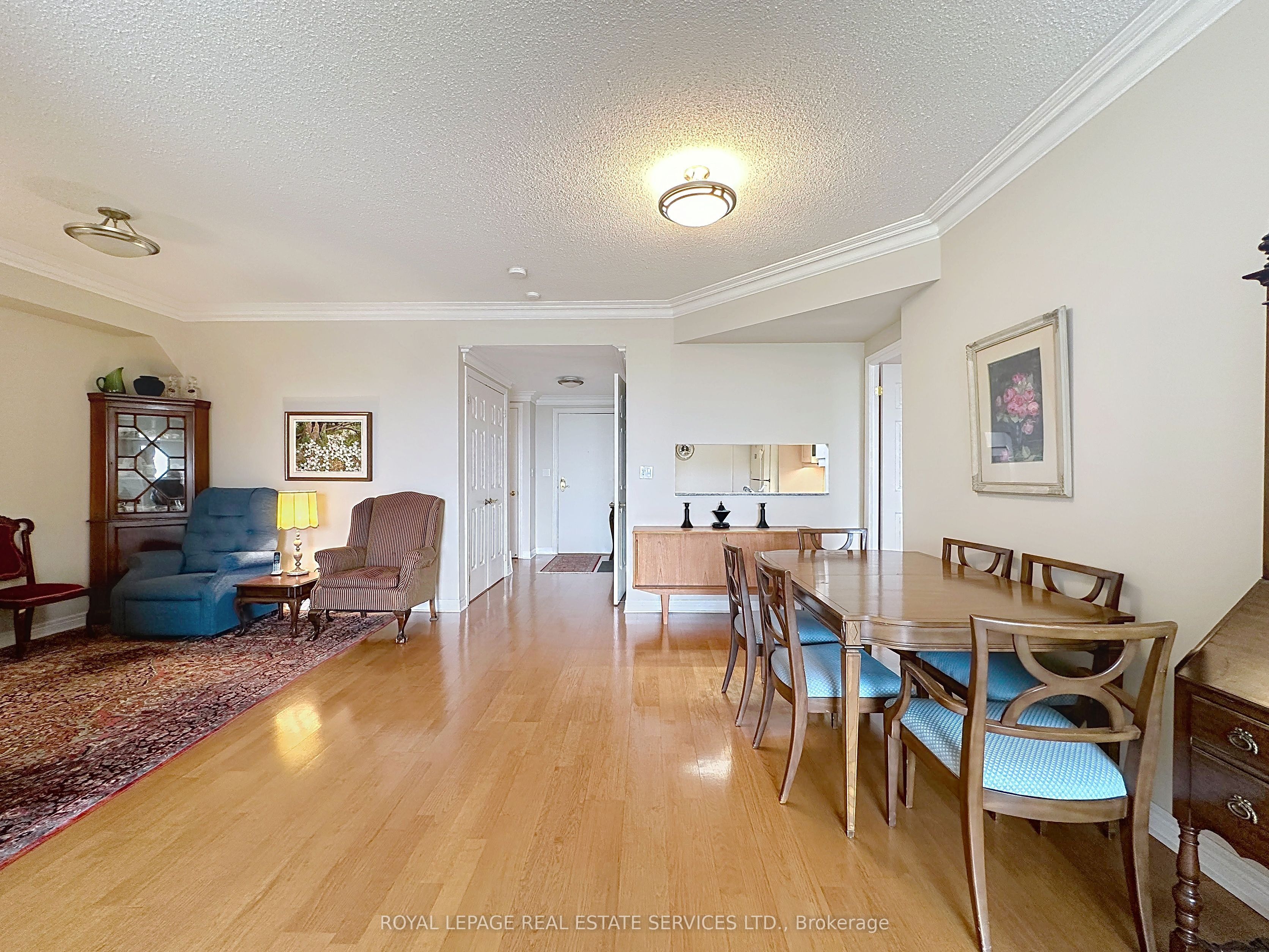 3085 Bloor Street W 503