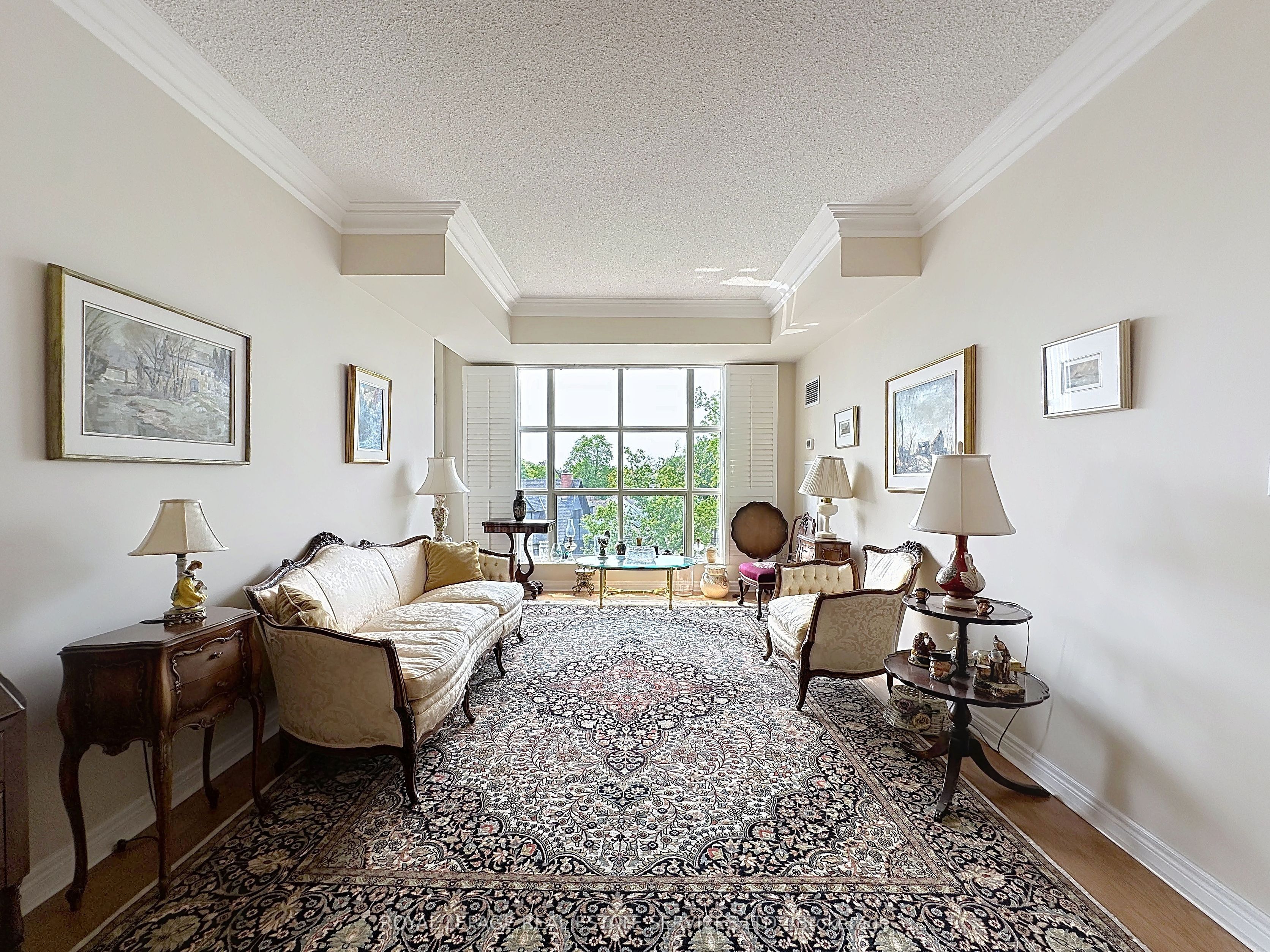 3085 Bloor Street W 503