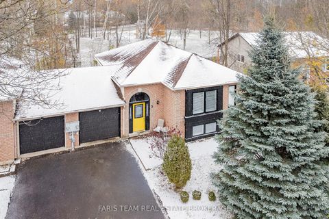 Photo of 5 Harbour Crescent, Wasaga Beach, ON L9Z 1G4 (MLS # S12656958)