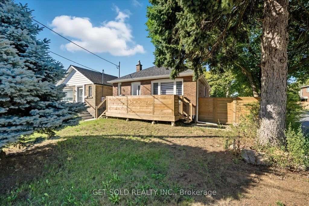 Photo of 74 St Hubert Avenue, Toronto, ON M4J 3Z3 (MLS # E12701908)
