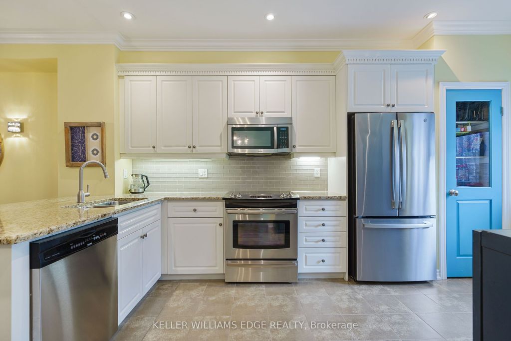 Photo of 337 Beach Boulevard #46, Hamilton, ON L8H 6W4 (MLS # X12645014)