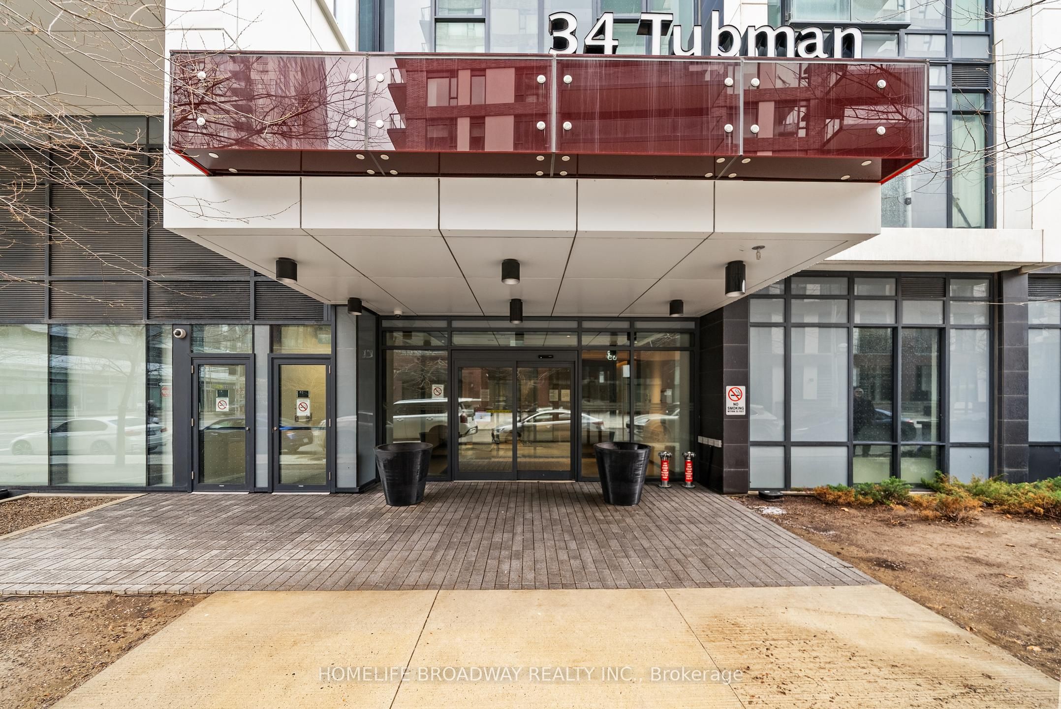 34 Tubman Avenue 801