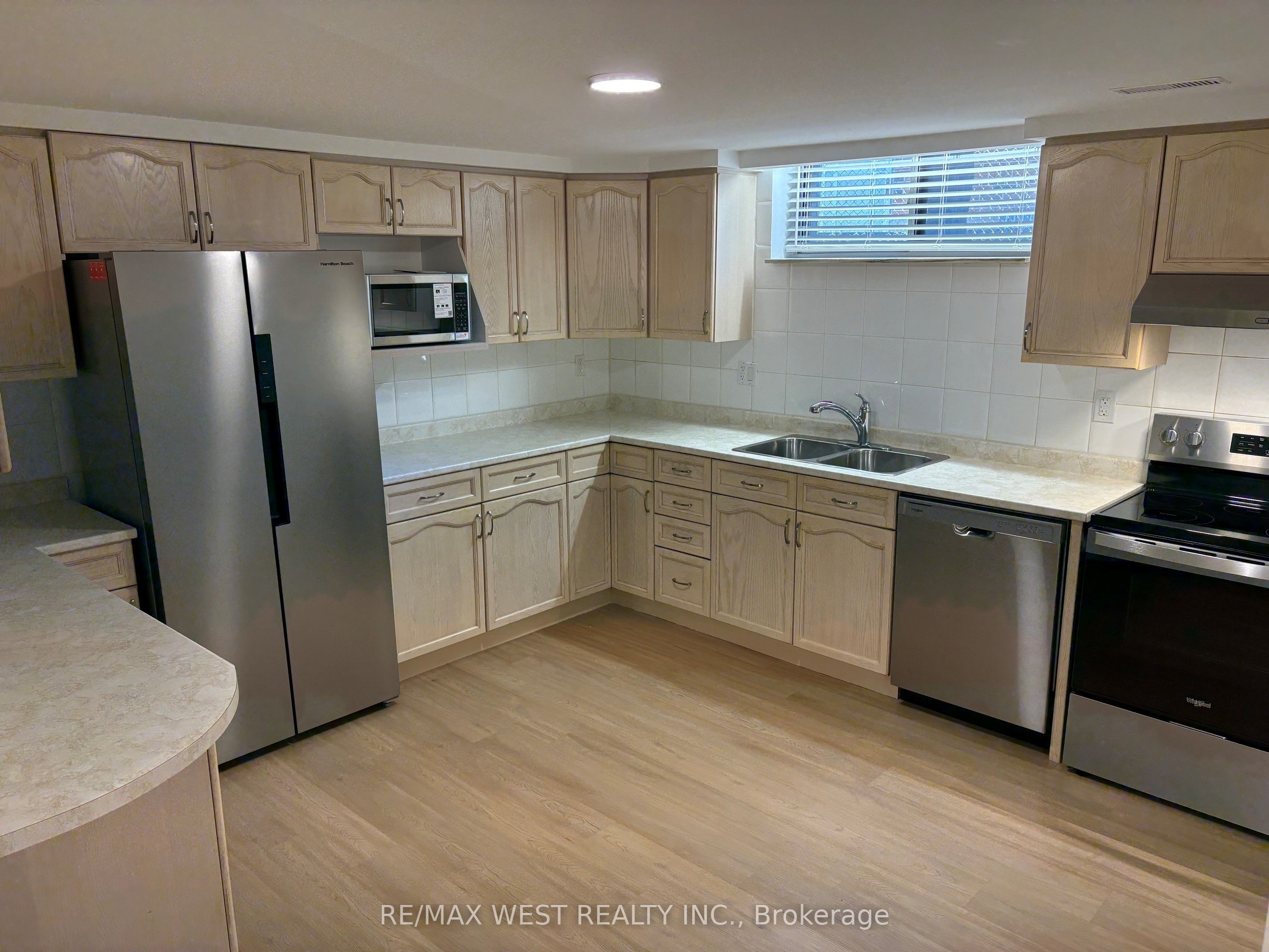 23 Sellmar Road