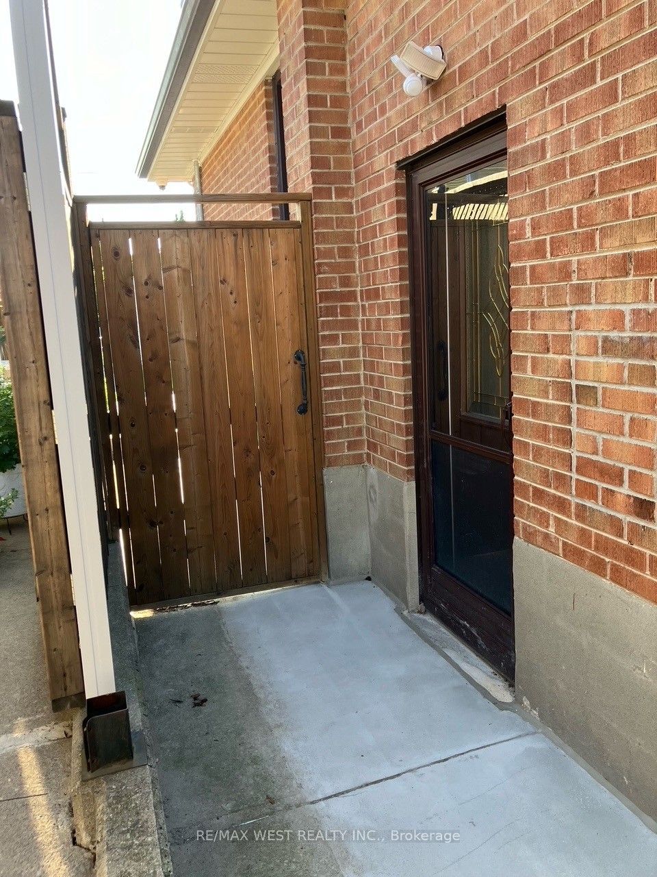 23 Sellmar Road
