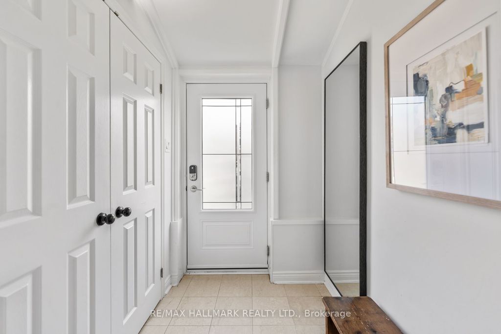 Photo of 146 Roslin Avenue, Toronto, ON M4N 1Z4 (MLS # C13024366)