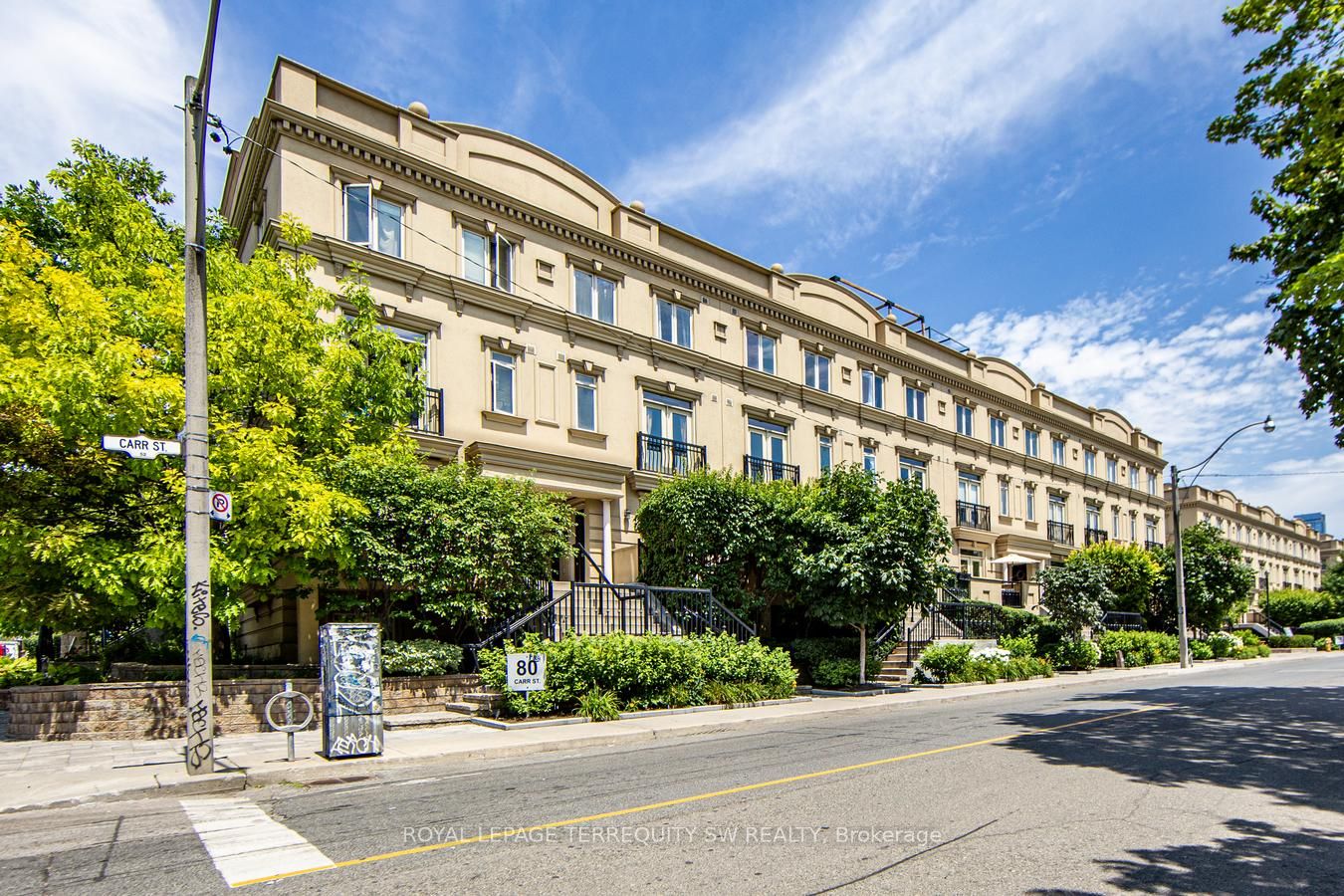 80 Carr Street TH15