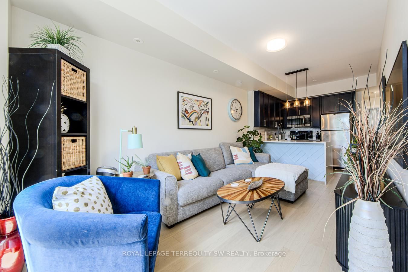80 Carr Street TH15