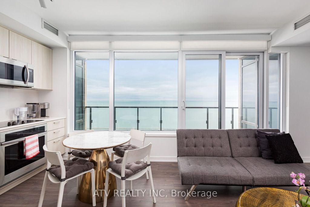 Photo of 1926 Lake Shore Boulevard W #1810, Toronto, ON M6S 1A1 (MLS # W12441878)