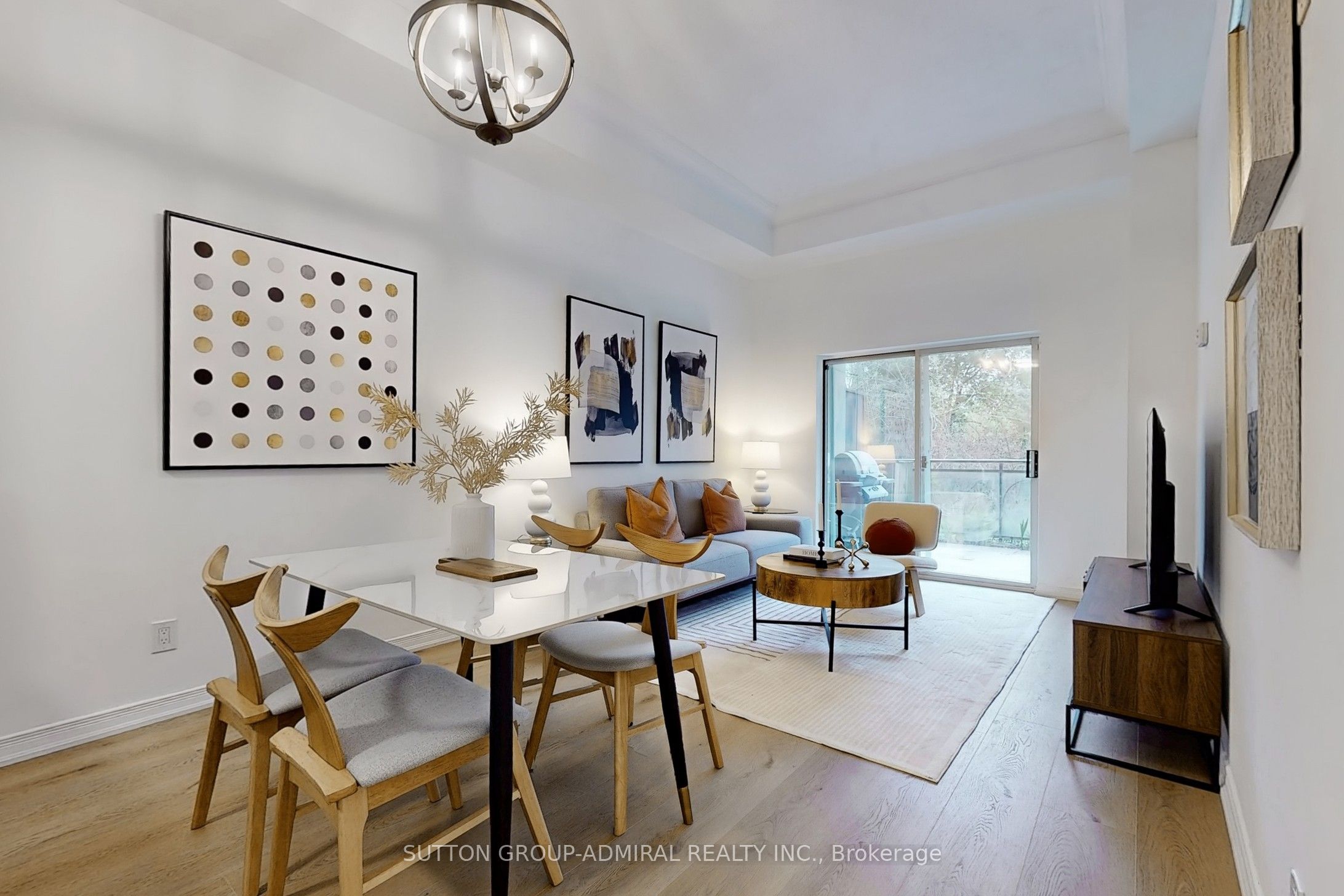 2 Maison Parc Court 102