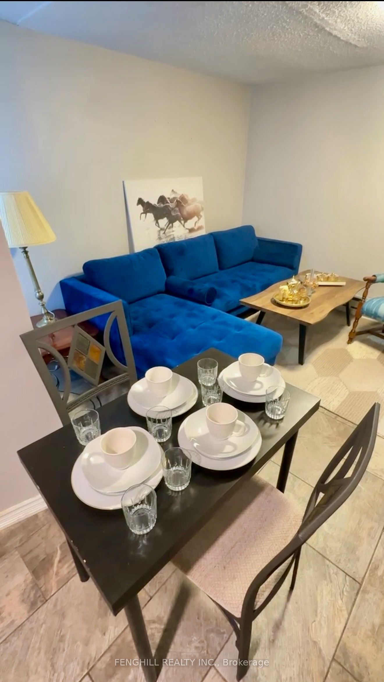 678 Bathurst Street 3