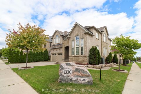 1330 Kestell Boulevard Oakville ON L6H 0C8