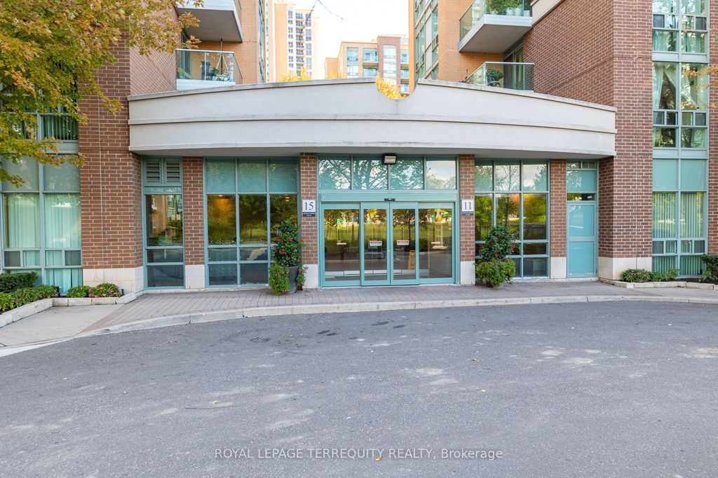 Photo of 15 Michael Power Place #1005, Toronto, ON M9A 5G4 (MLS # W12790564)