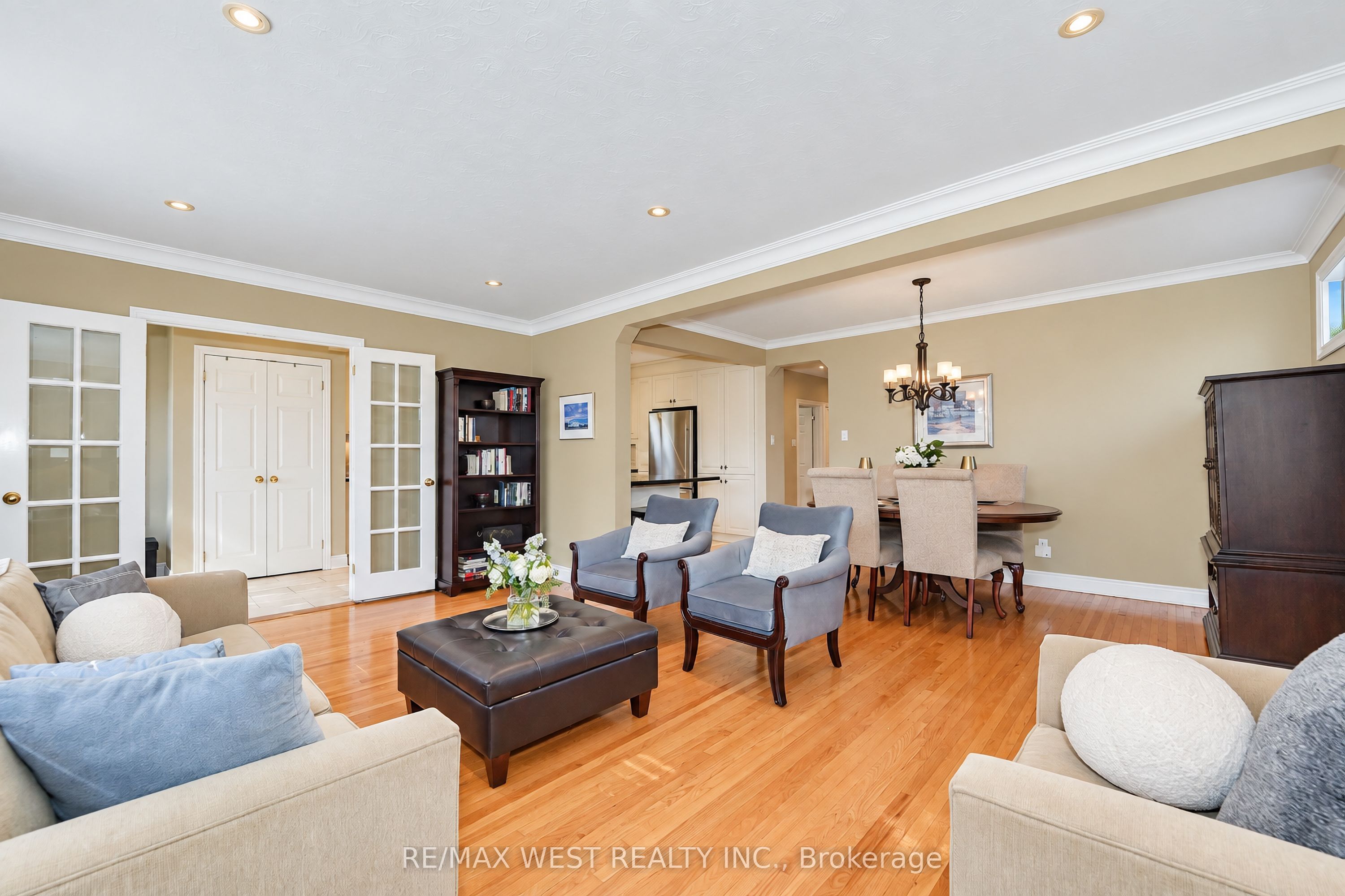 18 Nashland Avenue