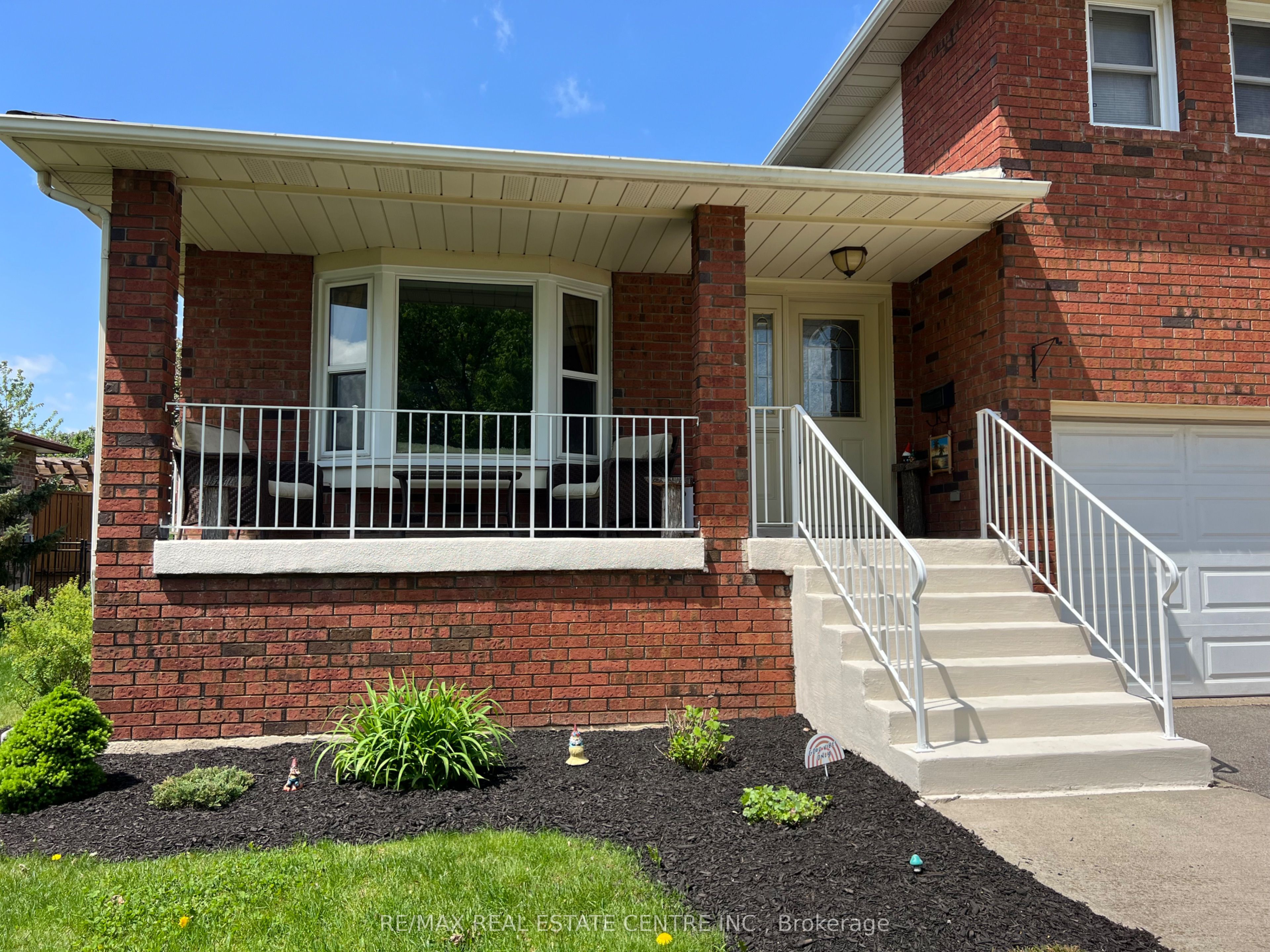 22 Hillside Drive
