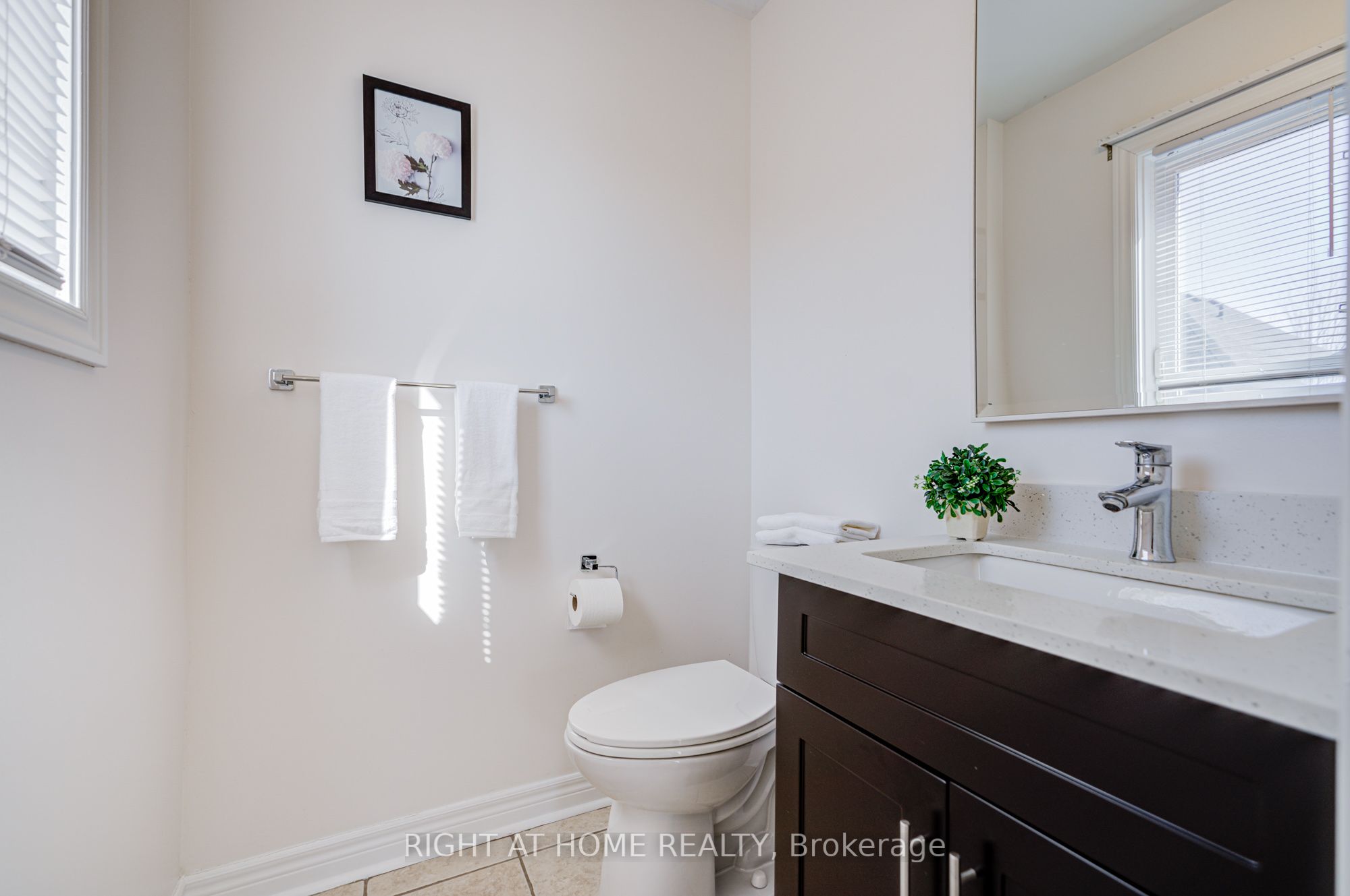 3064 Highbourne Crescent