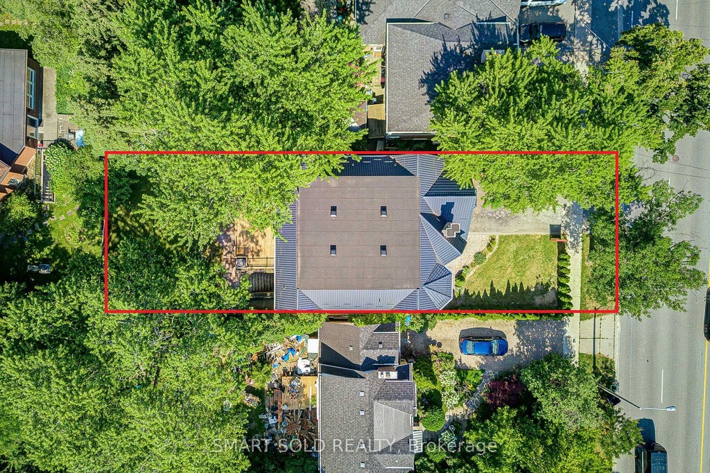 Photo of 201 Burnhamthorpe Road, Toronto, ON M9B 1Z2 (MLS # W13541500)