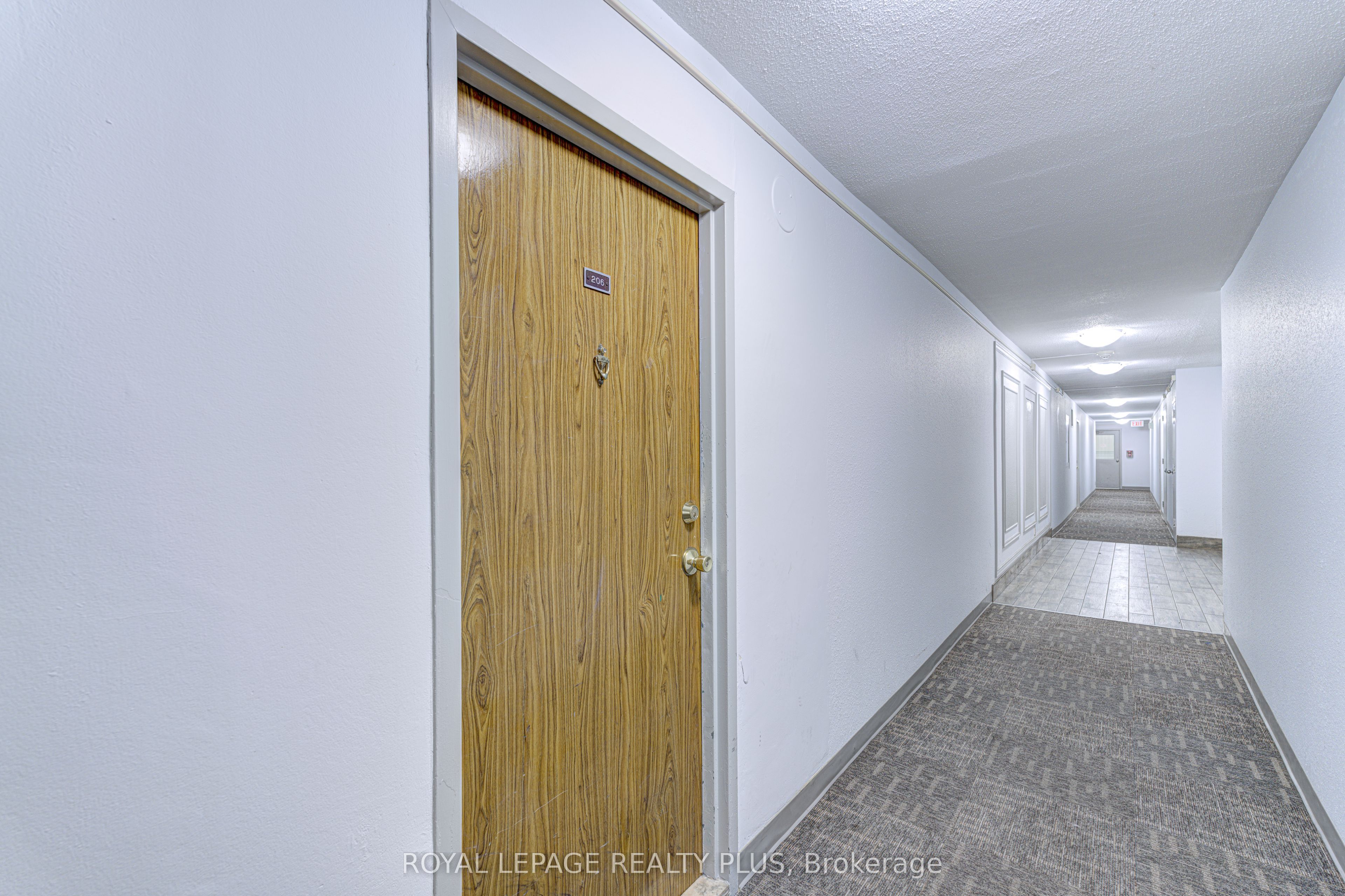 15 London Green Court 206