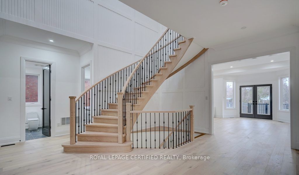 12 Euclid Avenue
