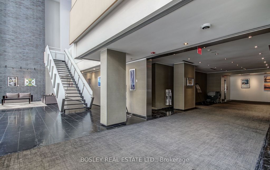 Photo of 33 Charles Street E #608, Toronto, ON M4Y 0A2 (MLS # C12730456)