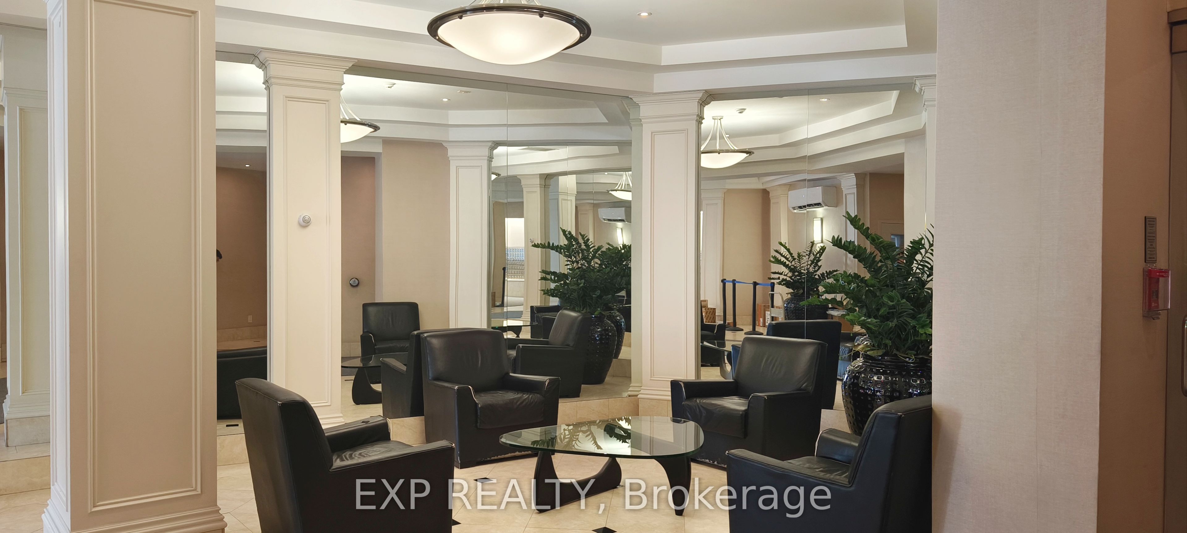 801 King Street W 103