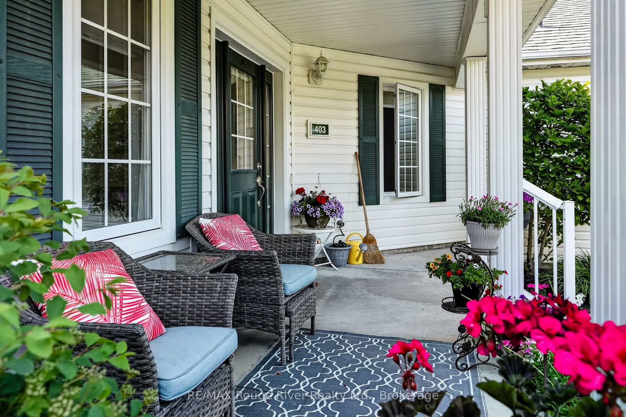 295 DENSMORE Road 403