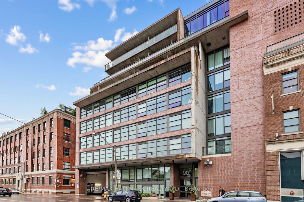 Photo of 90 Broadview Avenue #408, Toronto, ON M4M 0A7 (MLS # E13736492)
