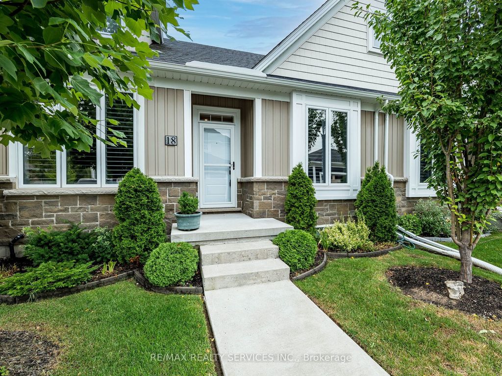 Photo of 18 Princeton Common Street, St. Catharines, ON L2N 0B7 (MLS # X13032750)