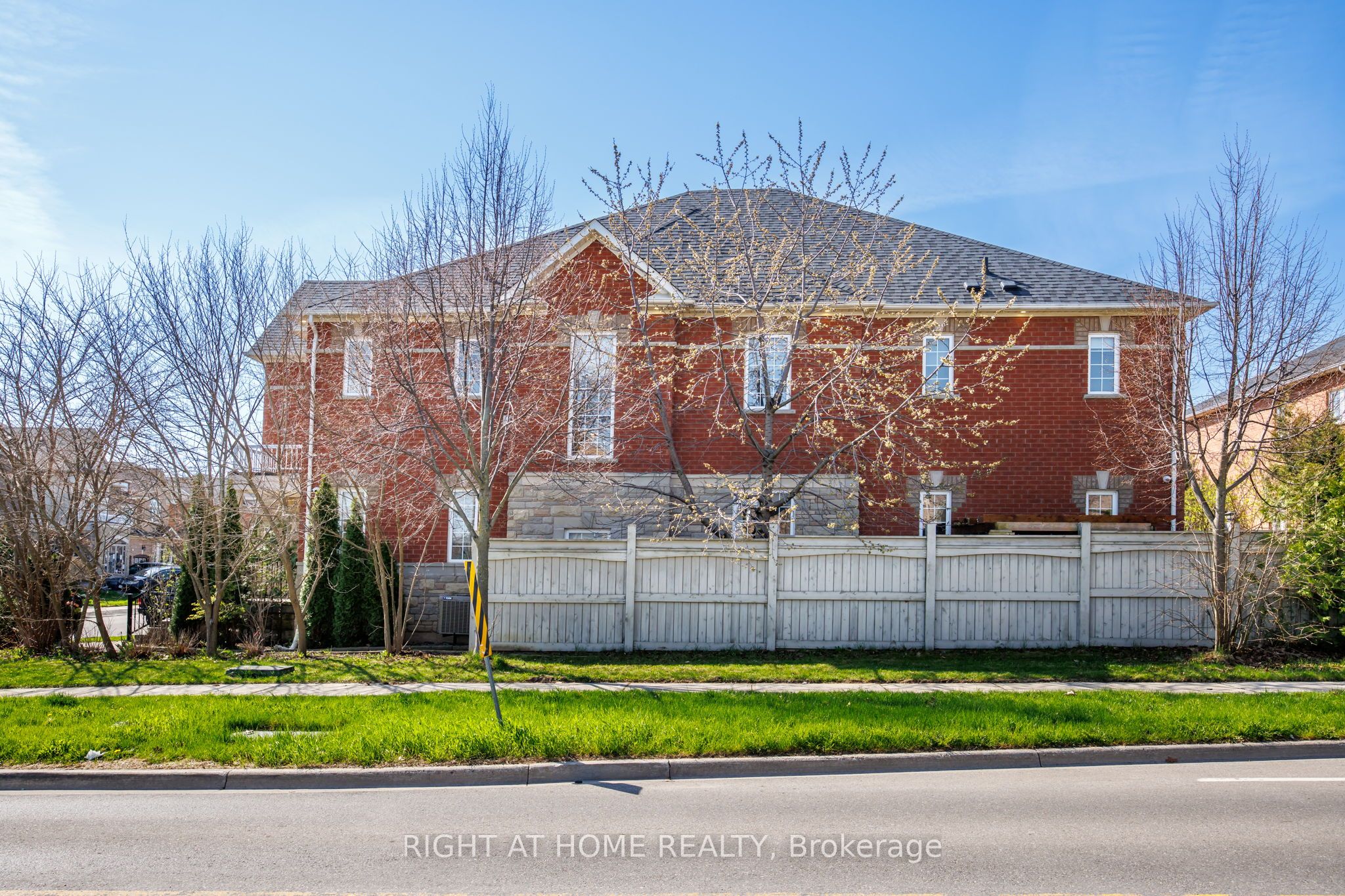 116 Knightshade Drive